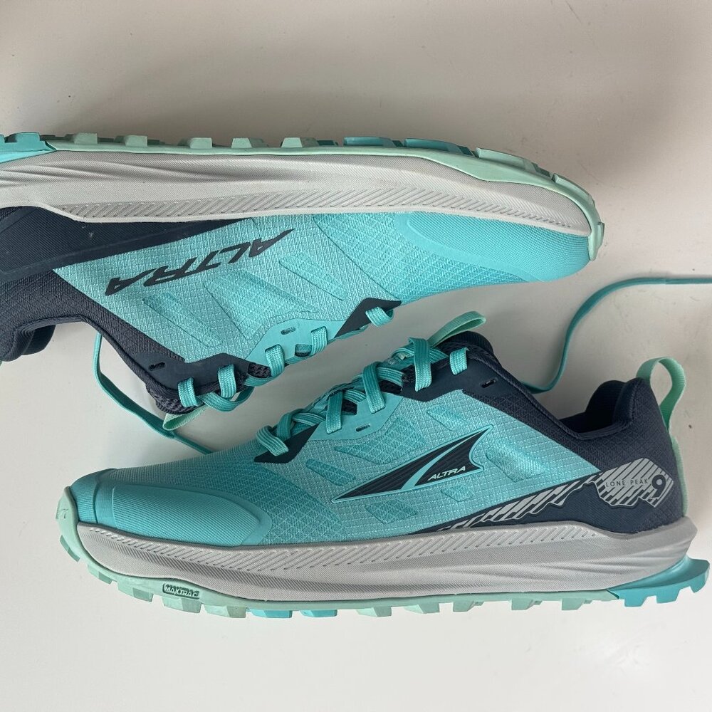 Altra Women's Lone Peak 9